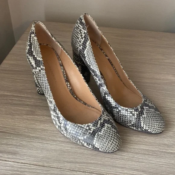 Banana Republic Shoes Banana Republic 75 Snakeskin Heel Poshmark - Main Image